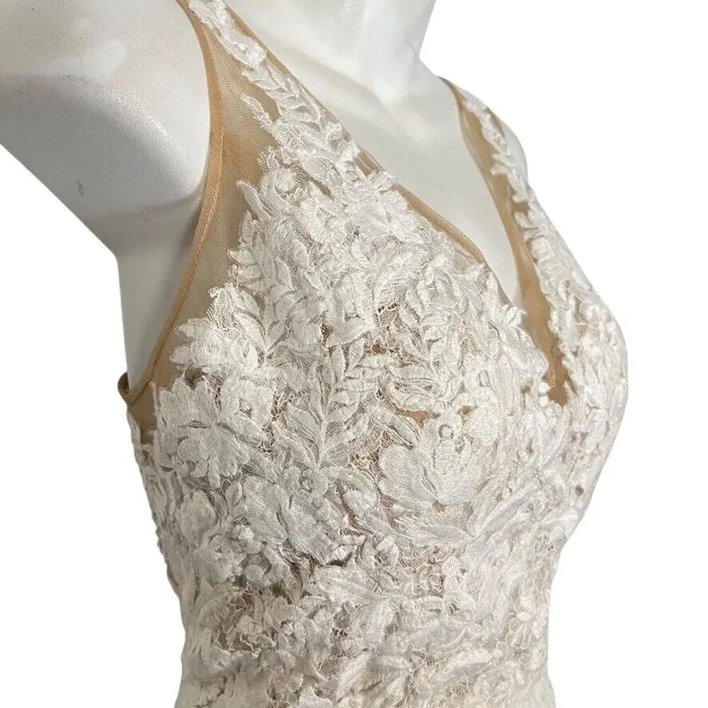 Melissa Sweet Ivory Lace V-Neck Trumpet Wedding Gown - Picture 5 of 16